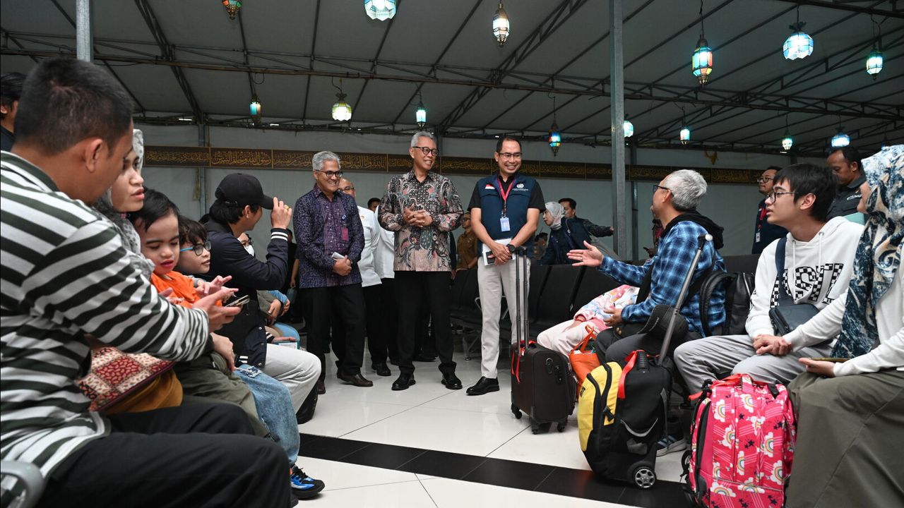 Kemlu RI: 11 WNI di Iran Tiba di Tanah Air, 68 Masih Menunggu Evakuasi