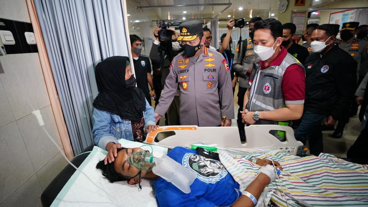 Polri: 323 Orang Luka-luka Tragedi Kanjuruhan Malang
