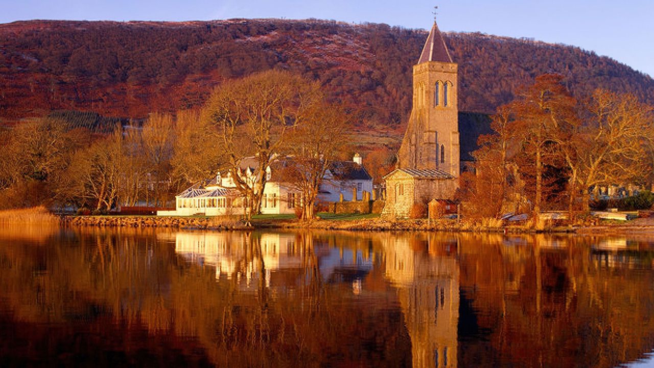 Menikmati Keindahan Danau Alamiah di Skotlandia dari Hotel Mewah Bekas Tempat Tinggal Pendeta Gereja