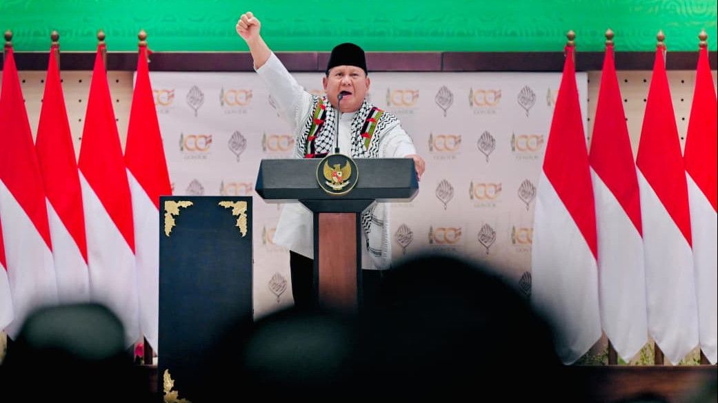 Omongan Menarik Prabowo di Gontor: Mau Sederhana, Sindir Profesor dan Wartawan