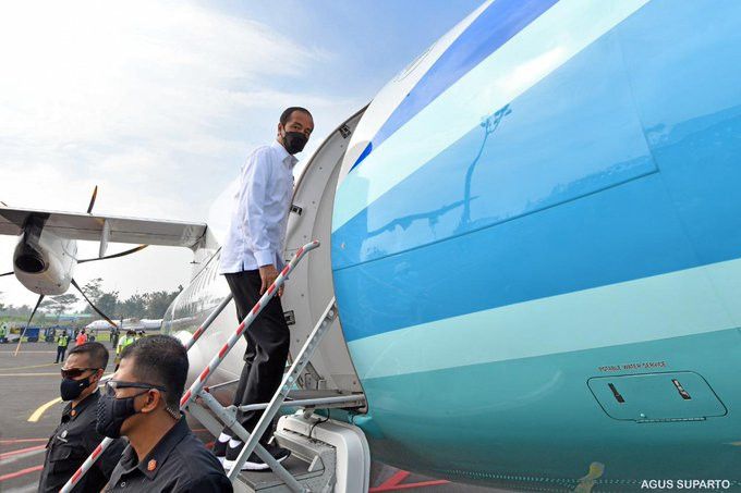 Heboh Pesawat Presiden Dicat Merah, Andi Arief Menyindir: Warna Bendera atau Corona?