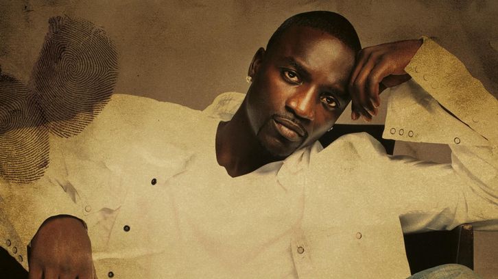 Poligami Sejak 2006, Akon Ibaratkan Istri Mobil Ferarri: Gampang Pilihnya Mau Pakai yang Mana