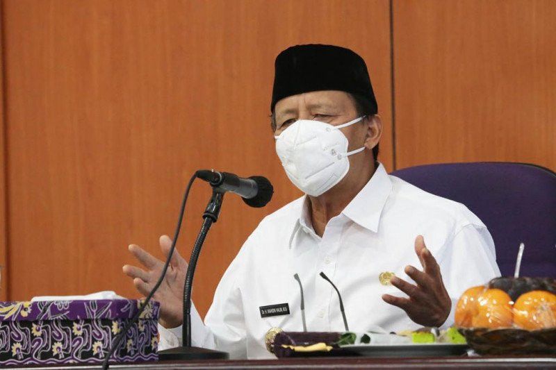 Gubernur Banten Tetapkan Pergub PPKM Mikro, Larang Kerumunan Lebih dari 3 Orang