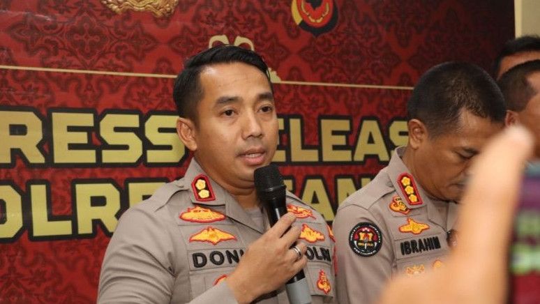 Sopir Sedan Mewah Menyerahkan Diri ke Mapolres Cianjur, Kuasa Hukum: Sebelum DPO Harusnya Dipanggil