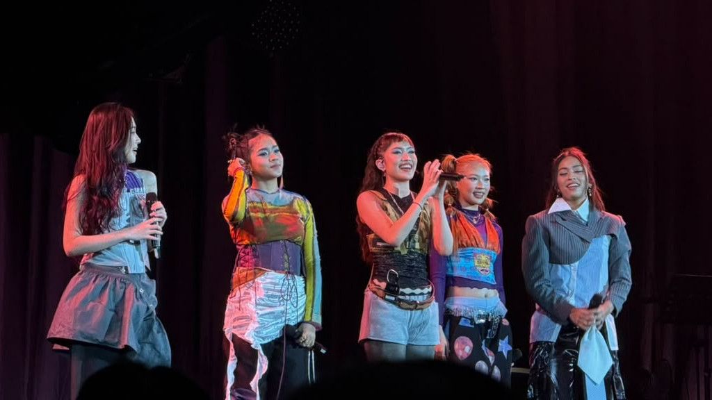 MARBLES Jadi Grup Pembuka Showcase Bernadya, Ajak Penonton Main Hompimpa