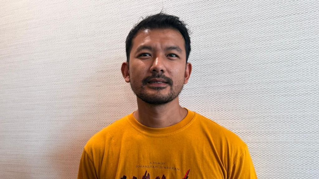 Main Film Kuyank, Rio Dewanto Belajar Bahas Banjar hingga Main Tenis Bareng Warga Lokal