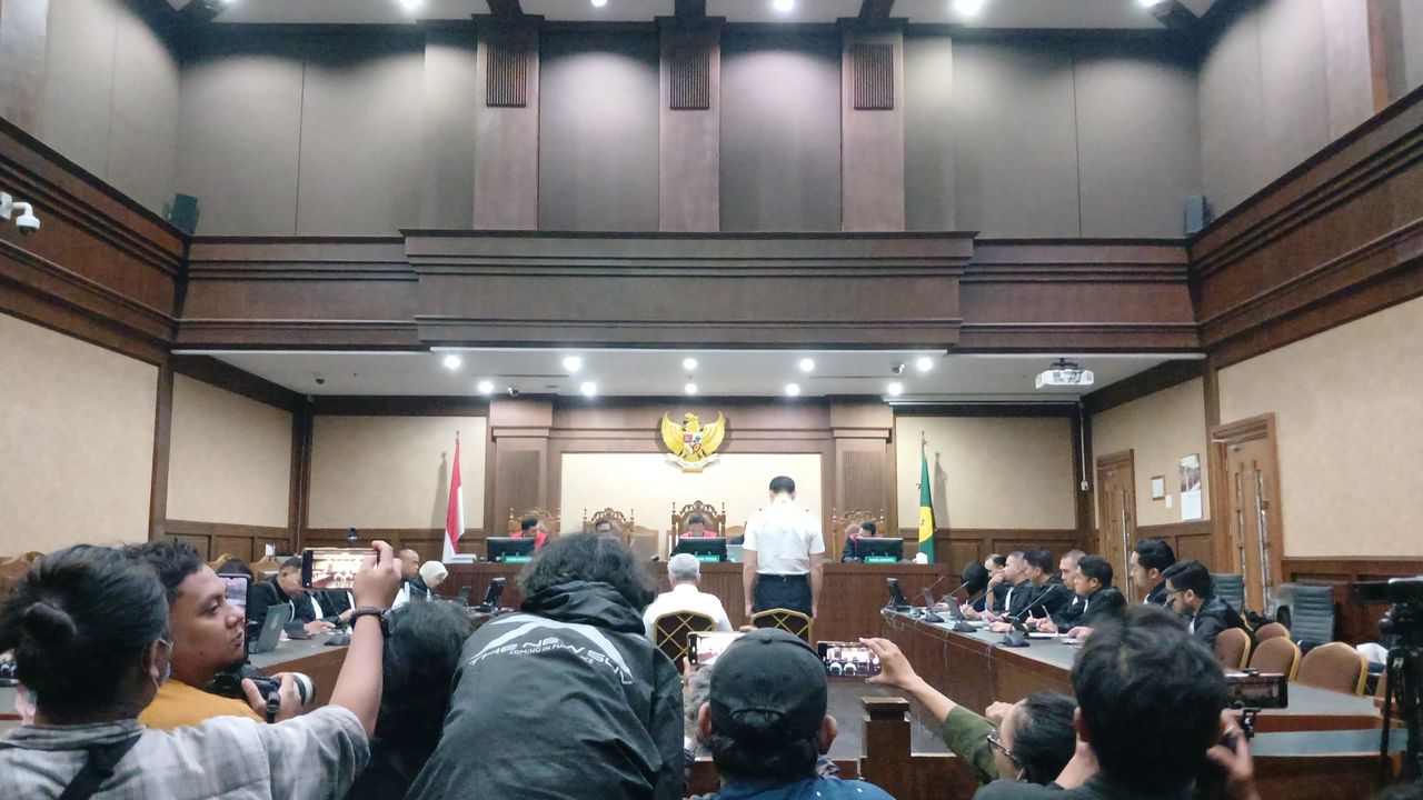 Selain Divonis 6,5 Tahun Penjara, Harvey Moeis Dihukum Bayar Uang Pengganti Kerugian Negara Rp210 Miliar