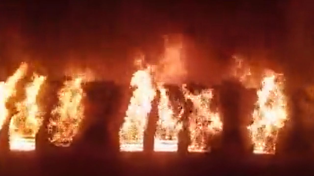 Kompor Meledak Buat Gerbong Kereta di India Terbakar, Sembilan Orang Tewas