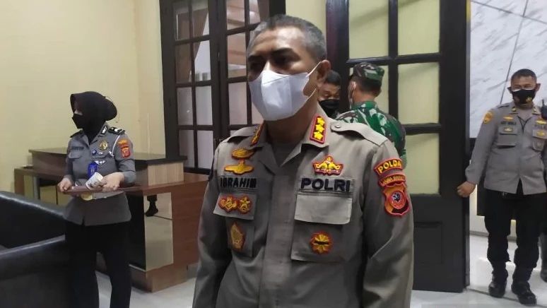 Tipu Tukang Bubur Kasus Rekrutmen Anggota Polri, Mantan Kapolsek Mundu Cirebon Dipecat Tidak Hormat