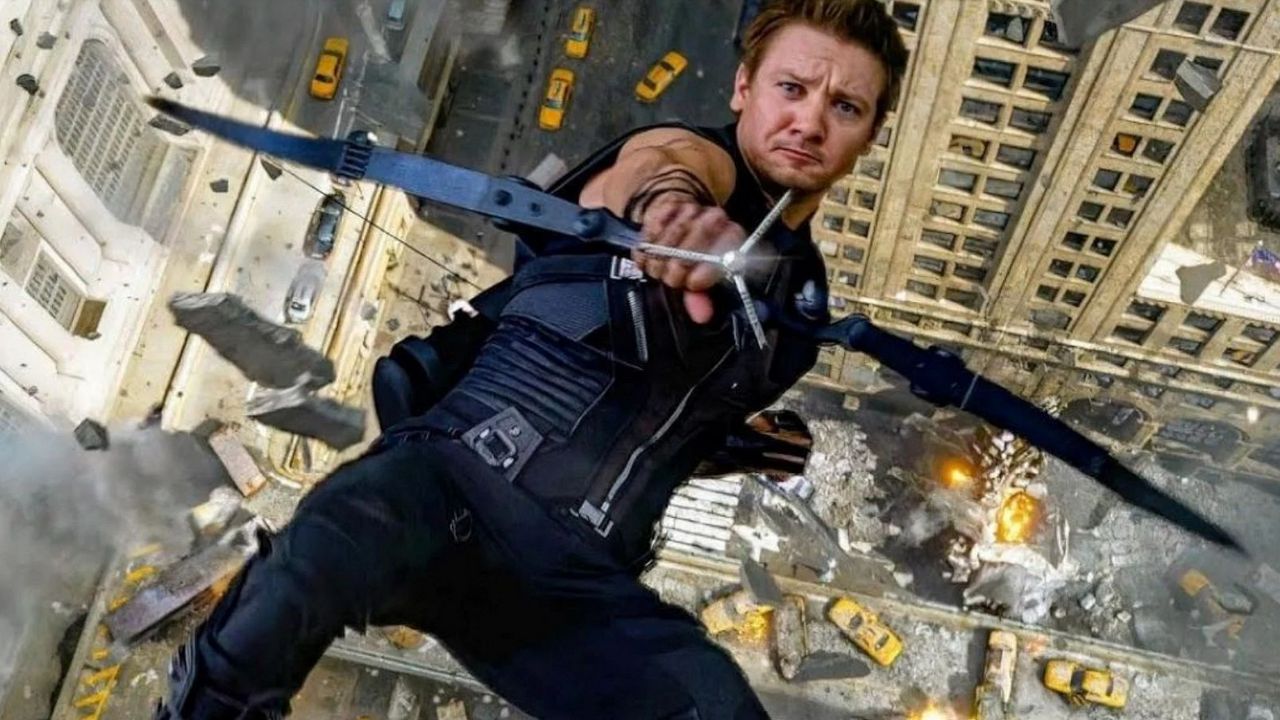 Jeremy Renner Ngaku Kaget Robert Downey Jr Kembali ke MCU