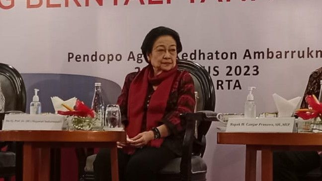 Megawati: Bukannya Mau Sombong, Tapi Saya Ini Gelar Profesornya 2 dan Honoris Causa 9