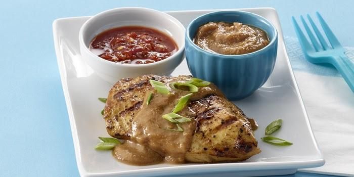Chicken With Savory Peanut-Sesame BBQ Sauce(Foto. Dok. SKIPPY®)
