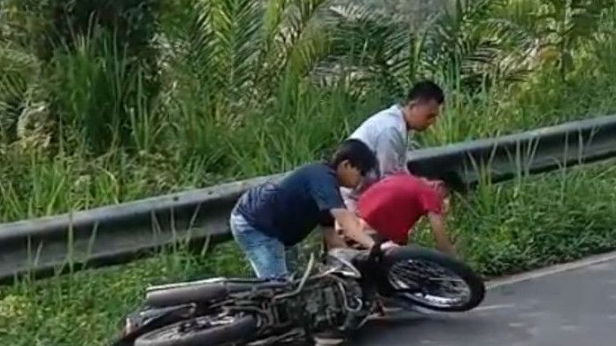 Momen Viral Polisi di Bengkulu Gagalkan Aksi Begal yang Sedikit Lagi Rampas Motor