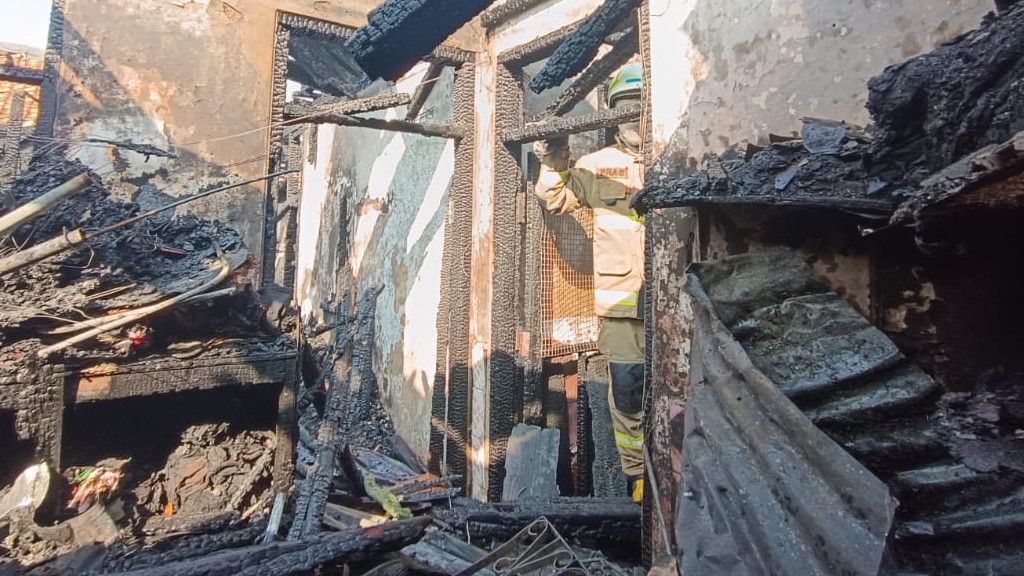 4 Tahanan Polsek Kebayoran Baru Dievakuasi Buntut Kebakaran di Pasar Taman Puring