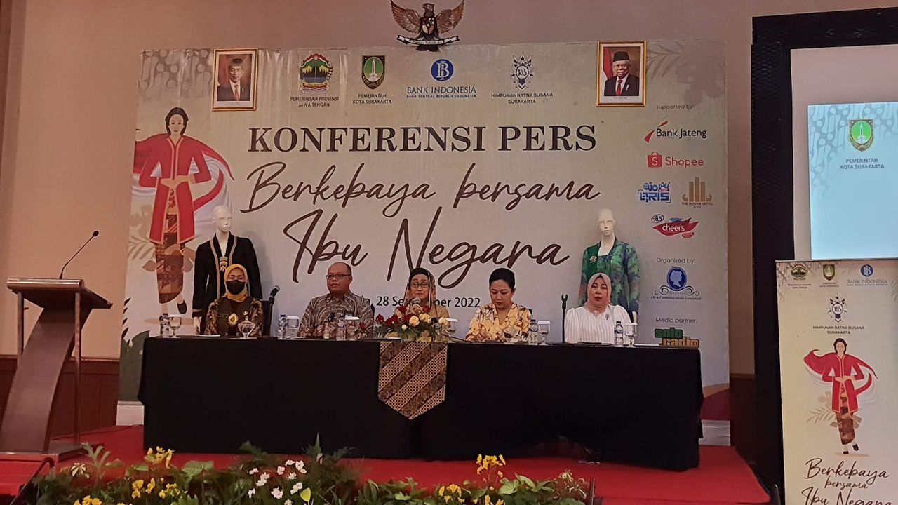 Dukung Kebaya Goes to Unesco, Iriana Jokowi Akan Berkebaya Bersama Buruh Gendong dan Bakul Jamu