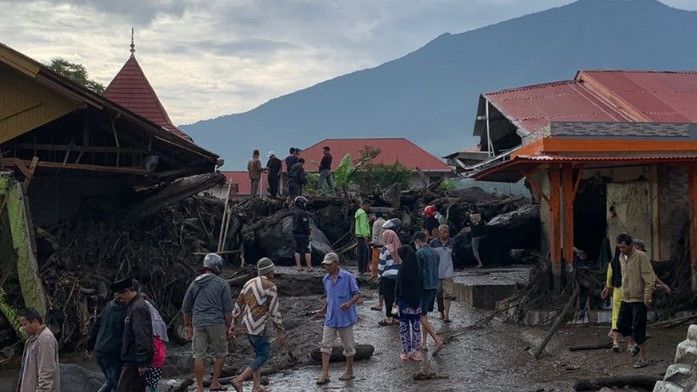 19 Orang Tewas Akibat Banjir Bandang Agam Sumbar