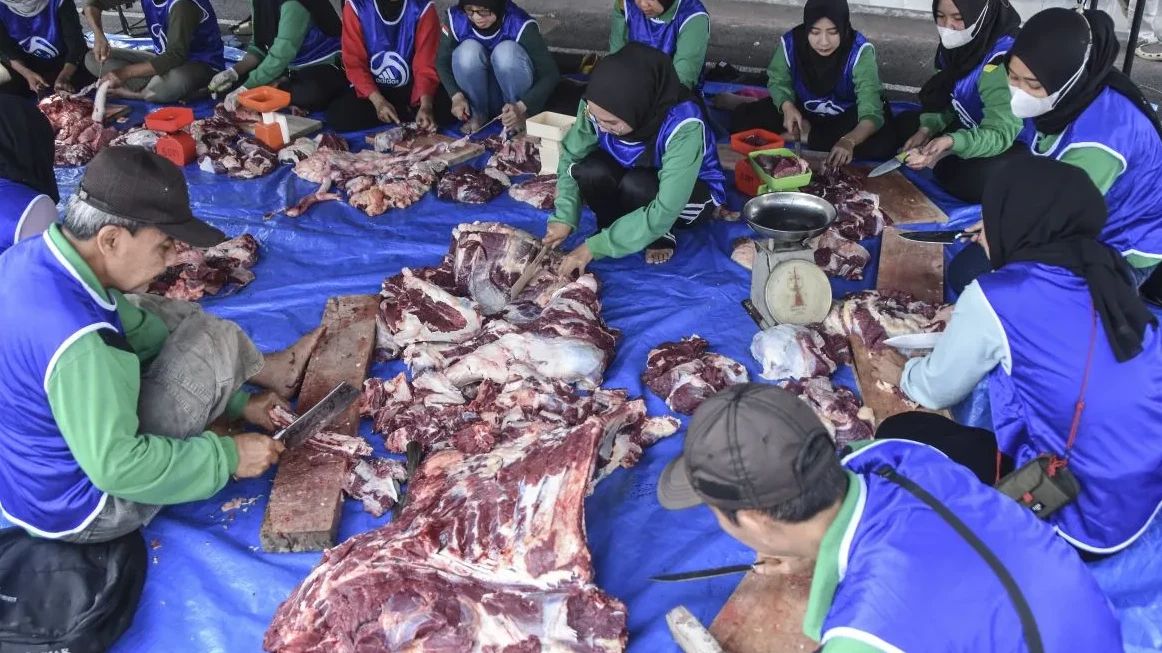 Cara Aman Mengolah Daging Kurban