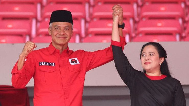 Momen Ganjar Gandeng Tangan Puan dan Berjanji Akan Menang di 2024