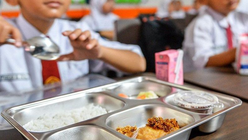 Bukan Cuma Murid, Guru di Sragen Juga sampai Keracunan Makan Bergizi Gratis