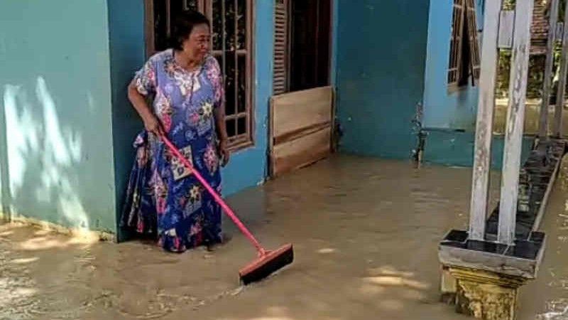 Sedih, Hampir 700 Rumah Terendam Banjir di Kabupaten Cirebon