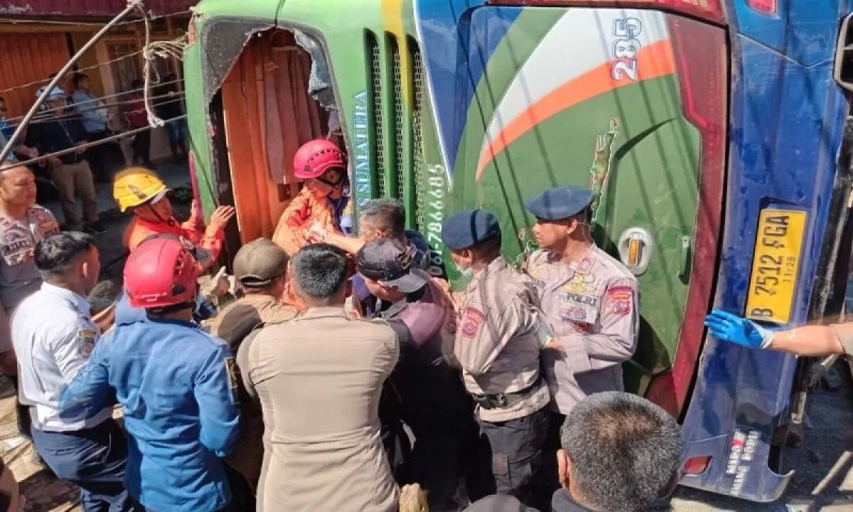 Bus Lintas Sumatera Kecelakaan Maut di Padang Panjang, 12 Penumpang Tewas