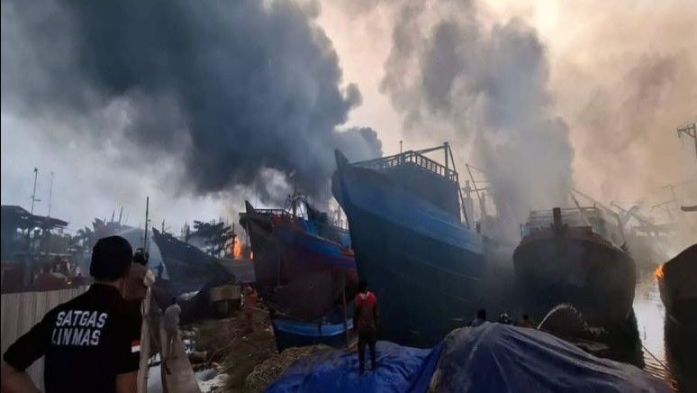 13 Kapal Nelayan di Pekalongan Terbakar, Polisi Selidiki Penyebabnya