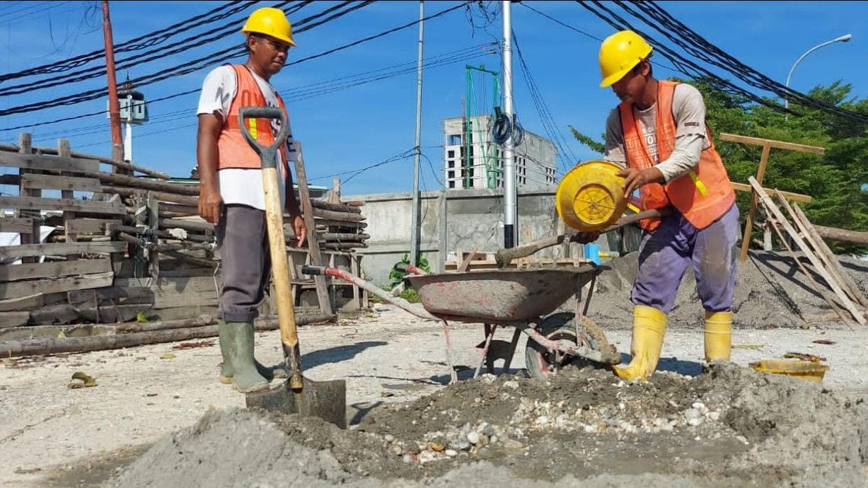 PLN Bangun Jalan Desa di Pekanbaru dengan Memanfaatkan FABA