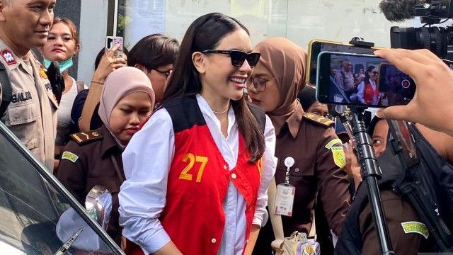 Hakim Tolak Eksepsi Nikita Mirzani di Kasus Pemerasan Reza Gladys