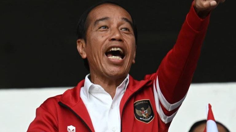 Jokowi 'Down' Saat Gol Timnas Indonesia ke Gawang Uzbekistan Dianulir Wasit, Kasihan