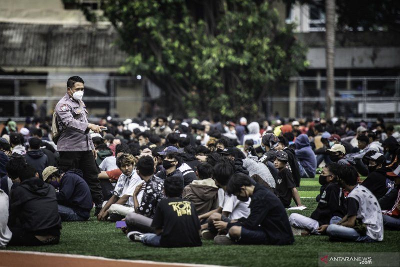 1.377 Pemuda dan Pelajar Ditangkap Terkait Demo Tolak UU Cipta Kerja