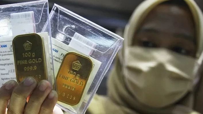 Harga Emas Antam Hari Ini Naik Rp9.000 Jadi Rp1.062.000 per Gram