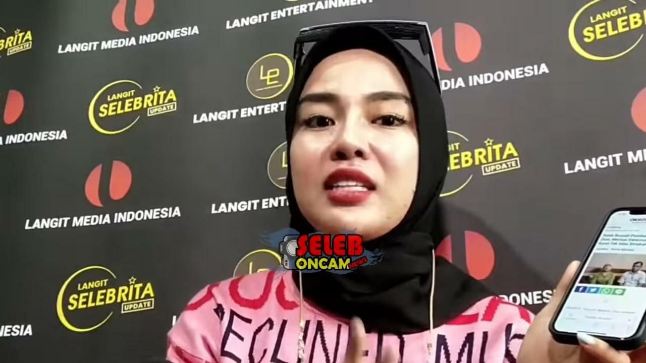 Medina Zein (Foto: YouTube/Seleb Oncam News)