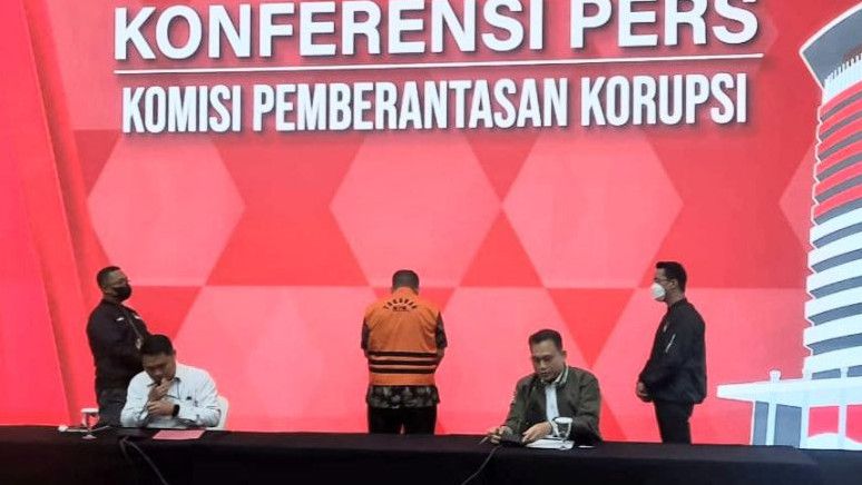 Kasus Jual Beli Jabatan, KPK Tahan Sekretaris DPRD Kabupaten Pemalang Sodik Ismanto