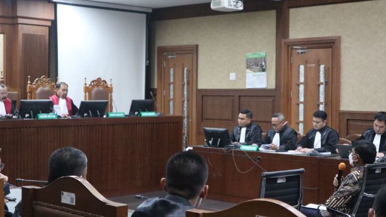 Majelis Hakim Minta Jhonny G Plate Percayai Proses Peradilan: Jangan Mau Dipengaruhi Hal-hal di Luar Hukum