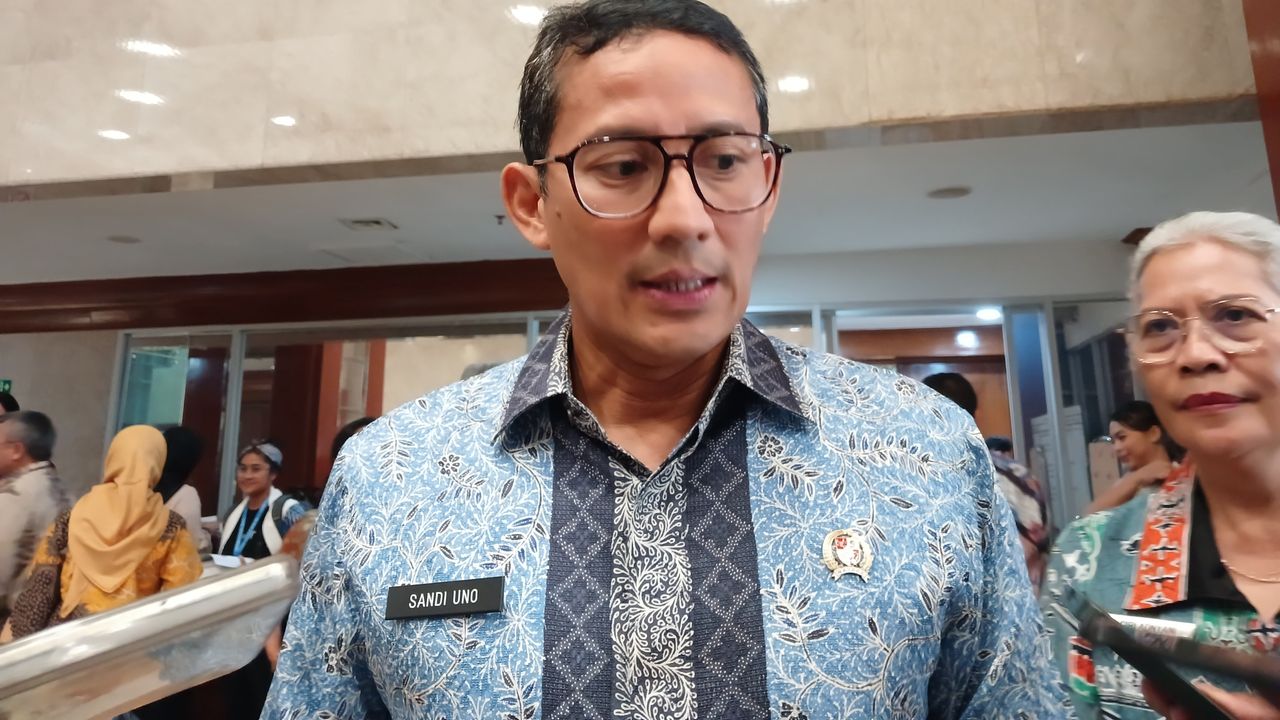 Ucapkan Selamat Kepada Kandidat di Pilgub Jabar, Sandiaga Batal Maju?