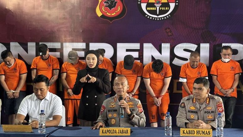 Polda Jabar Tetapkan 44 Orang Jadi Tersangka Judi Kasino di Bandung, Uang Rp2,7 Miliar Disita