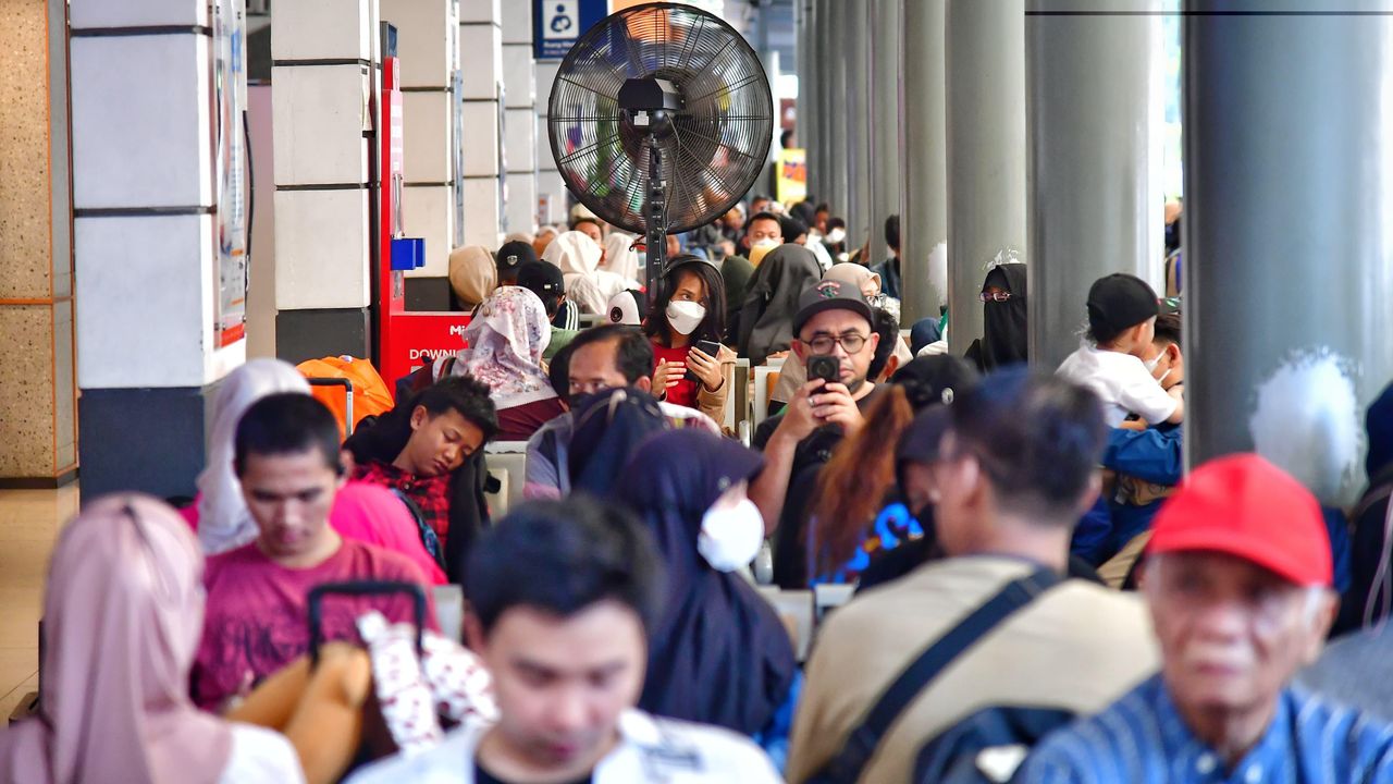 H-1 Lebaran, 44 Ribu Pemudik dari Jakarta Serbu Kereta Api untuk ke Kampung Halaman