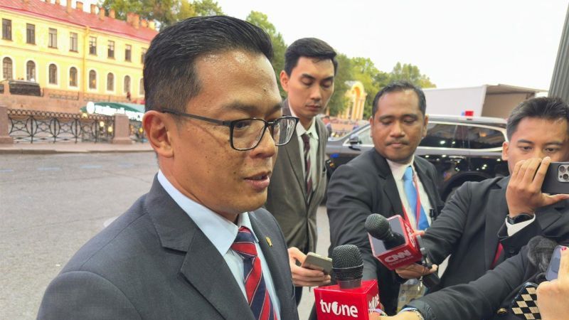 Proses Evakuasi WNI di Iran Hanya Bisa Jalur Darat, Ini Langkah yang Dilakukan Kemlu RI