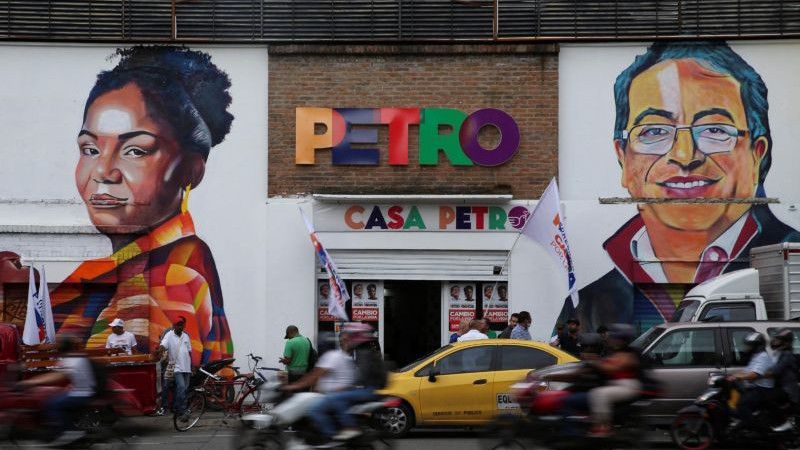 Gustavo Petro Menjadi Presiden Kiri Pertama Kolombia