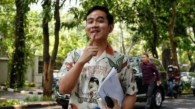 Ikatan Aktivis 98 Laporkan Ubedilah dan Sebut Anak Presiden Tak Boleh Disentuh, Nicho: Sejak Kapan Kebal Hukum?