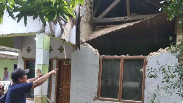 Akibat Gempa Magnitudo 6,7 Sejumlah Bangunan di Banten Selatan Rusak