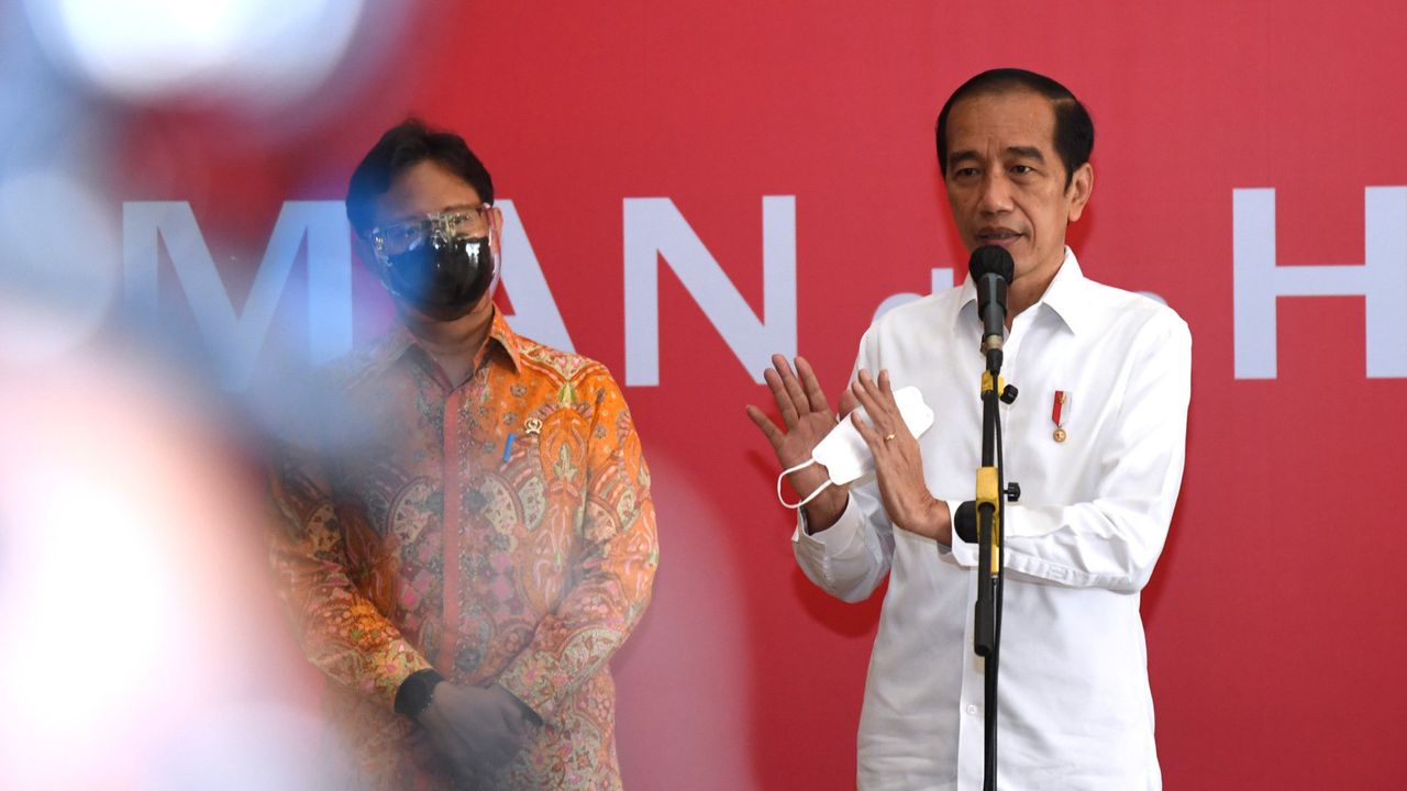 Presiden Jokowi Sampaikan Kabar Baik Soal Pandemi COVID-19: Sudah 200 Juta Dosis Vaksin Disuntik kepada Masyarakat