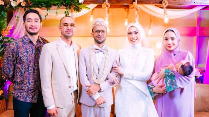 Raffi Ahmad Biayai Pernikahan Karyawan Jadi Sorotan, Dihadiahkan Umrah hingga Bulan Madu Gratis