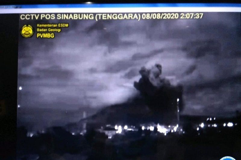Empat Kecamatan Terdampak Abu Vulkanik Gunung Sinabung