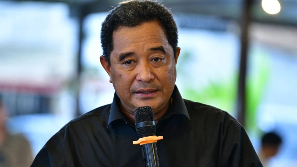 Pj Gubernur Sulsel Bahtiar Cari Jalan Keluar untuk Empat Masalah yang Dikeluhkan Nelayan