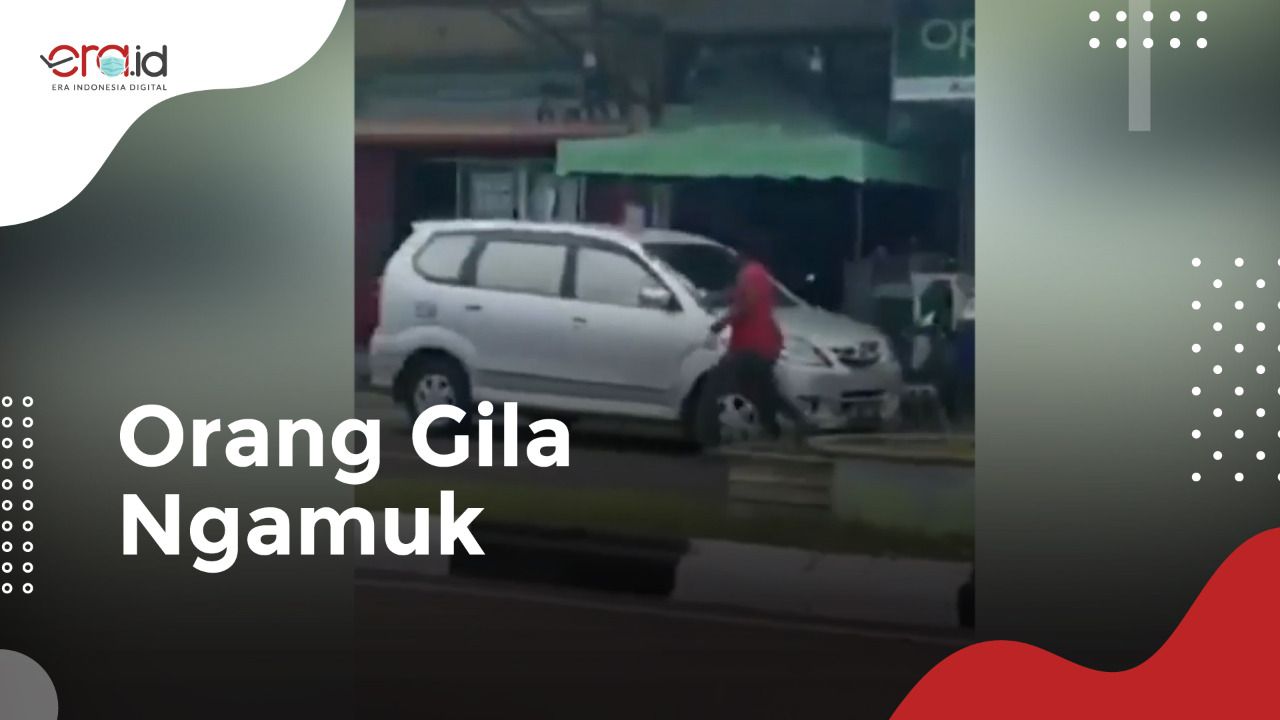 Orang Gila Ngamuk Bawa Parang, Rusak Mobil dan Acak-Acak Warung Kopi