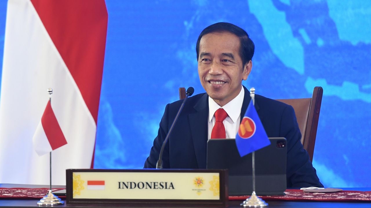 Tren Kasus Positif Covid-19 Melandai, Perintah Jokowi: Kasus Harian Betul-betul Turun Drastis, tapi Kita Tetap Posisi Waspada