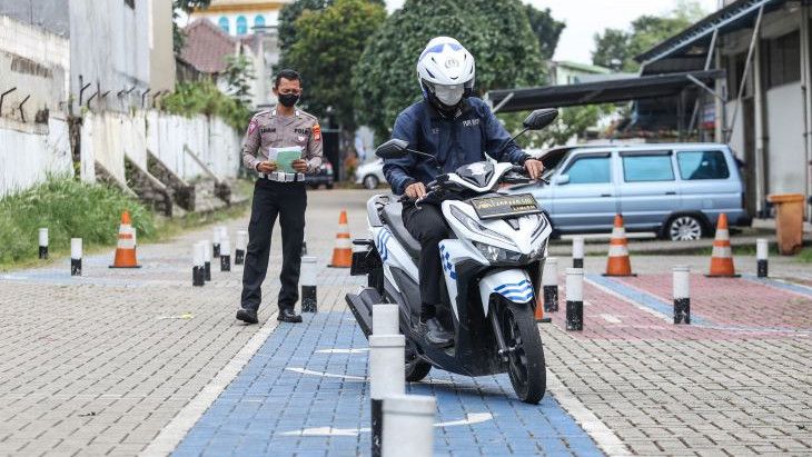 Kenapa Ujian SIM di Indonesia Sulit? Ternyata Ini Alasannya