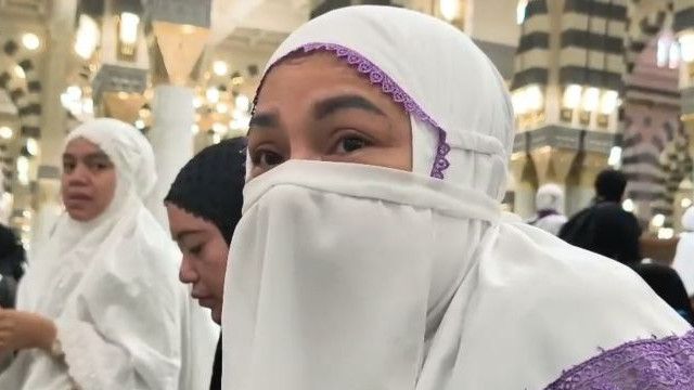 Kisah Seorang Anak yang Berhaji Menggantikan Almarhumah Ibunya, Perasaan Campur Aduk