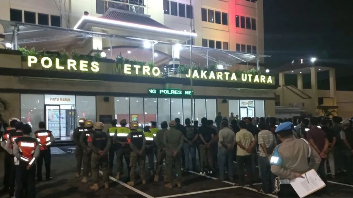 60 Tersangka Nekat Serang Polres Metro Jakut Dapat Ajakan dari Medsos
